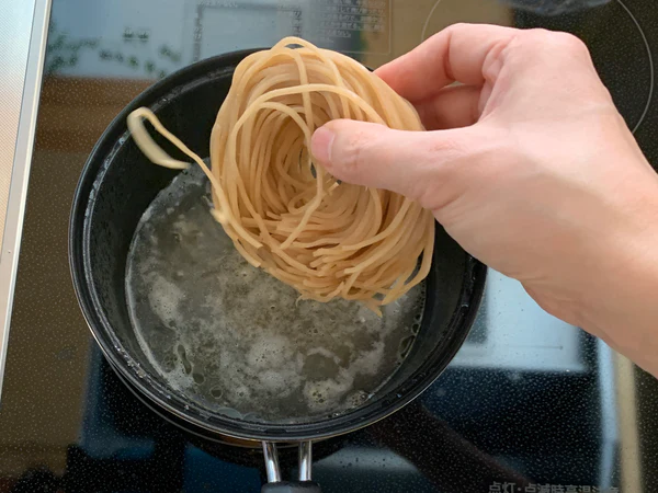 柚子胡椒香る 鶏塩ラーメン｜スーパー麺を使った簡単料理