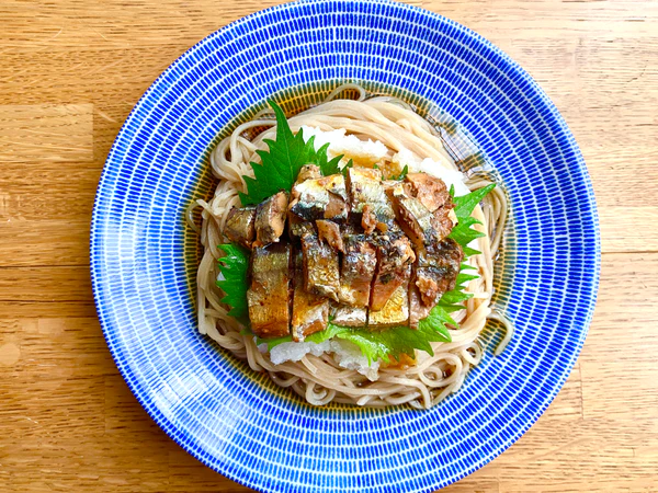 さんま蒲焼のっけ麺の作り方・レシピ/スーパー麺を使った簡単料理