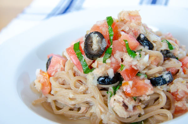 簡単レシピ：真夏のイタリアン冷麺｜スーパー麺を使った、時短・簡単 冷製グルテンフリーパスタ料理